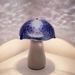 Mushroom table lamp, Murano glass and ceramics, Violet lampdshade, Light blue and purple fused glass lamp, Unique piece made in Italy