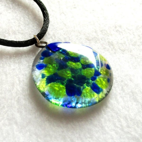 Round Murano glass pendant with necklace, Unique gift for woman, Blue and green drops on clear fused glassl, nickel-free jewel