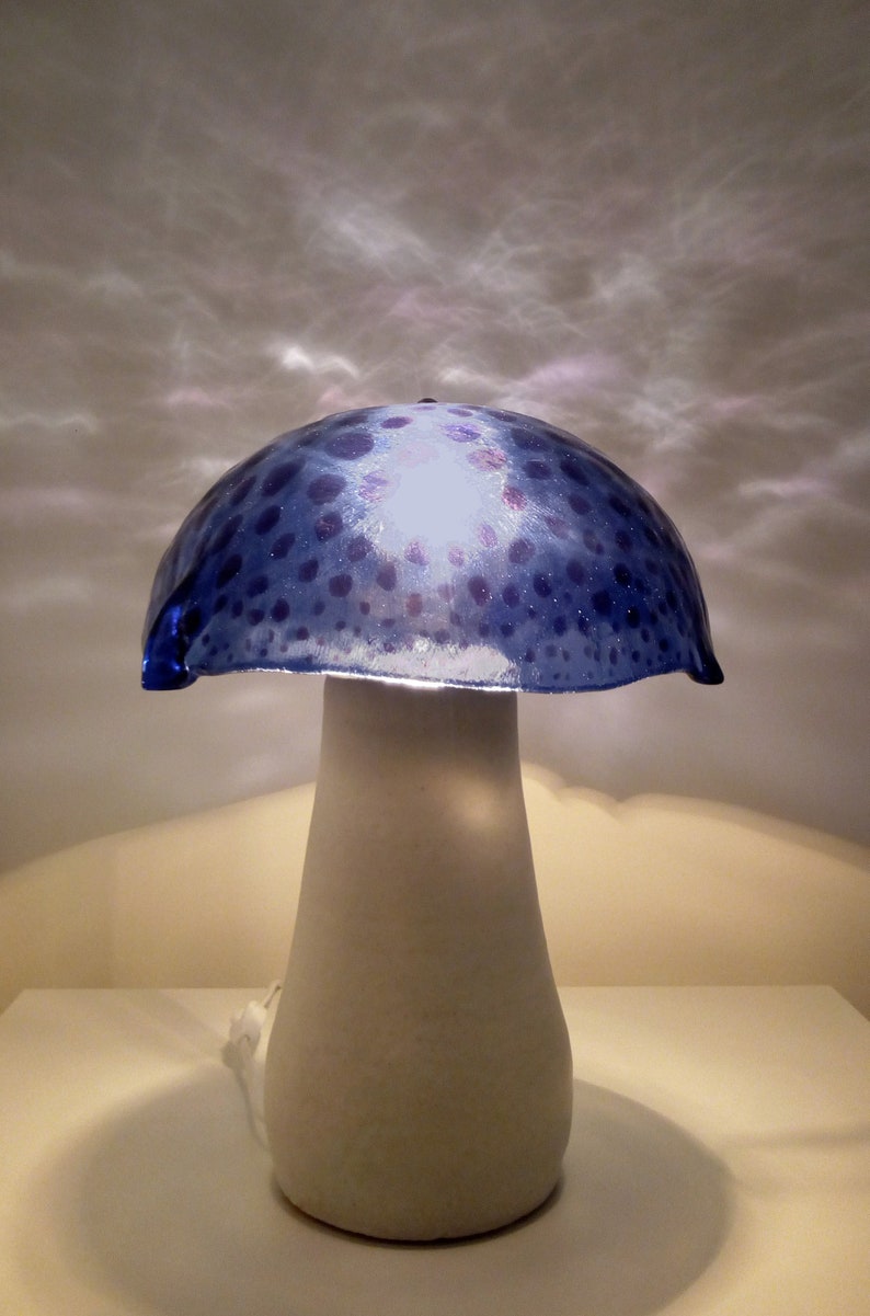 Pilzlampe aus Muranoglas und Keramik, Tischlampe, Abat-Jour, hellblaues und violettes geschmolzenes Glas, einzigartiges Stück, handgefertigt in Italien Bild 3