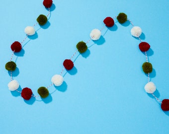 Mini Pom Pom Christmas Garland