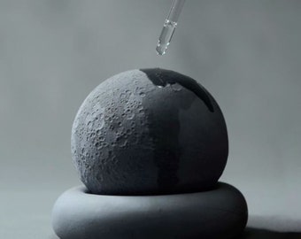 Moon Aroma Diffuser Concrete Mold with Tray: Silicone Aromatherapy Ball Cement Mold