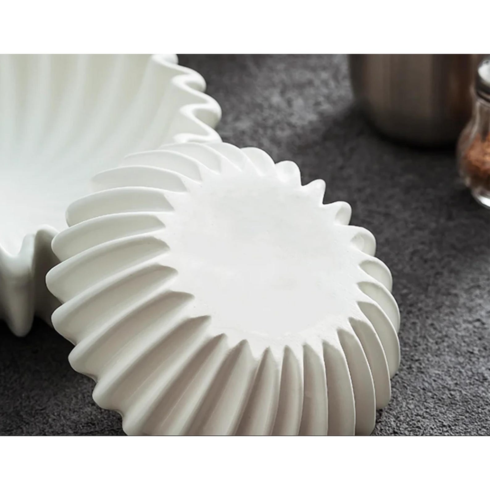 Plastic Ruffle Tray Ruffle Edge Tray Bowl Silicone Mold: Floral Design Resin, Concrete ...