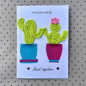 Tarjeta de felicitación de cactus de ganchillo para cumpleaños/boda/aniversario/baby shower/cualquier ocasión. La personalización está disponible.