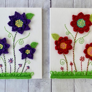 Photo murale florale avec fleurs faites à la main et tiges / détails brodés à la main. Cadeau pour mariage / pendaison de crémaillère / toute occasion. Personnalisation disponible.