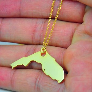 Naszyjnik I Love Florida, Wisiorek stanowy FL, Spersonalizowany naszyjnik z mapą stanu, Wycięte serce, Niestandardowa biżuteria pamiątkowa, Prezent pamiątkowy
