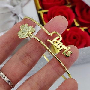 Brazalete personalizado con cualquier personaje de dibujos animados, brazalete con nombre ajustable para niños, brazalete con nombre de Minnie, joyería de moda personalizada para niños, regalo de Navidad