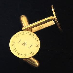 Boutons de manchette de mariage gravés personnalisés : cadeaux de marié personnalisés avec logos et symboles pour cérémonie de mariage
