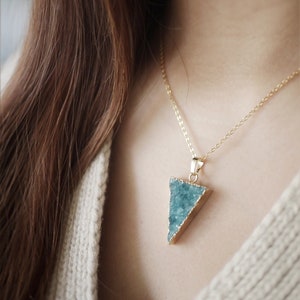 Blue druzy crystal necklace, raw crystal necklace, natural crystal necklace, geometric necklace, raw quartz necklace, natural stone necklace