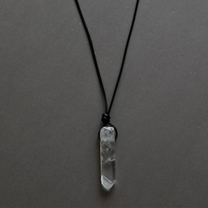 Kristallen ketting heren, waxkoordketting, ruwe kristallen ketting, natuursteenketting, kristallen choker, herenchoker, waxkoord kristallen ketting