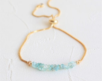 Blue apatite bracelet, Gemstone bracelet, raw crystal bracelet, sliding bracelet, Minimalist bracelet, Dainty bracelet, Adjustable bracelet