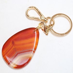 Carnelian keychain, crystal keychain, gemstone keychain, boho keychain, natural stone keychain, raw crystal, crystal gift, crystal healing