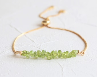 Peridot bracelet, Gemstone bracelet, raw crystal bracelet, sliding bracelet, Minimalist bracelet, Adjustable bracelet, August birthstone