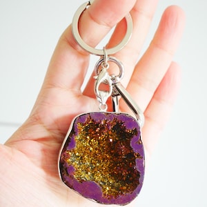 Agate geode keychain, druzy crystal keychain, gemstone keychain, boho keychain, natural stone keychain, raw crystal, crystal gift