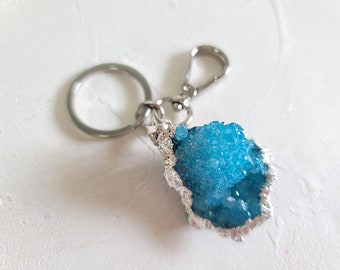 Blue druzy agate keychain, druzy crystal keychain, gemstone keychain, boho keychain, raw crystal, crystal gift, crystal healing