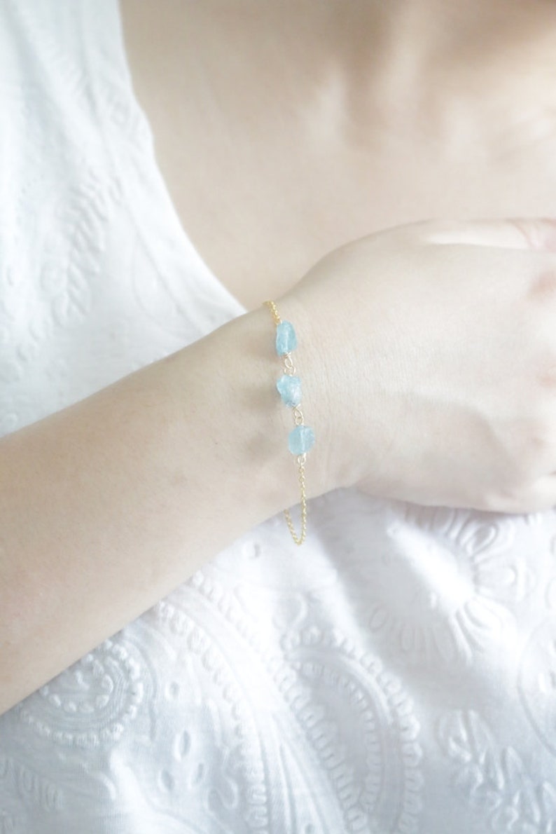 bridesmaid gift Blue apatite bracelet Gemstone bracelet raw crystal bracelet thin gold bracelet raw quartz bracelet blue quartz