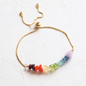 Chakra bracelet, rainbow bracelet, yoga bracelet, raw crystal bracelet, adjustable bracelet, sliding bracelet, gold silver rose gold zdjęcie 3