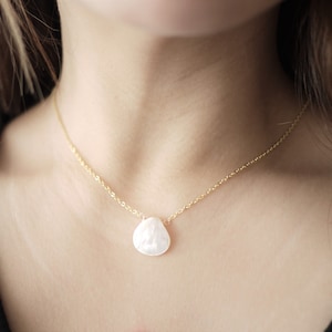 Mother of pearl necklace, Natural pearl necklace, bridesmaid gift, women pearl necklace, gift for her
