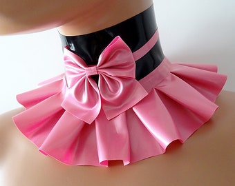 Collier Charm aus Latex