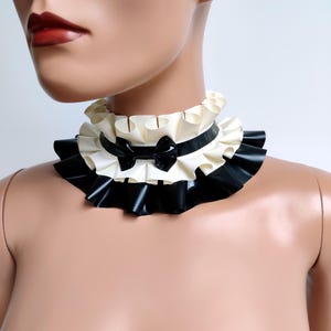 Collier Léa Latex