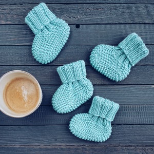 MODELLO DI LAVORO A MAGLIA - Scarpine per neonati x Modello di scarpina facile x Modelli di lavoro a maglia per neonati x Inglese X Tedesco X Deutsch Strickanleitung immagine 7