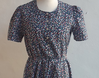 Vintage St Michael 90s ditsy floral tea dress buttons to elasticated waist size medium to large