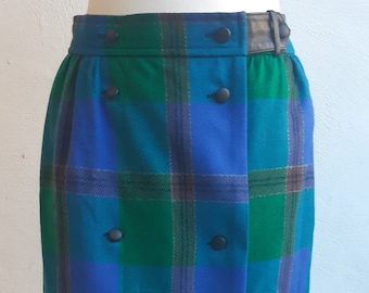 Vintage plaid tartan wrap skirt by Deretta green navy  blue pure new wool straight Skirt with real leather trim Size small