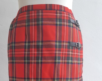 Vintage kilt skirt Made in Ireland by Brendella red plaid tartan pleated kilt wrap skirt size large