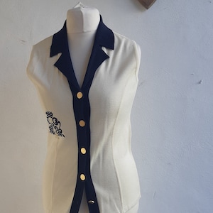 Vintage Damen Creme gestrickte Rock Anzug 80er Jahre von LA Confidence Sleeveles Jacke und Bleistift Rock Anzug Größe Medium