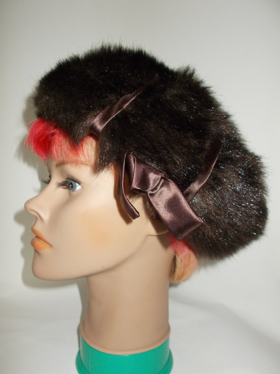 Vintage Hat 60s Brown Faux Fur pill box Hat - image 1