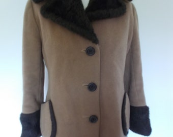 Vintage womens camel coat 60s 70s Daphne Raven of London Wool mix camel coloured coat size medium