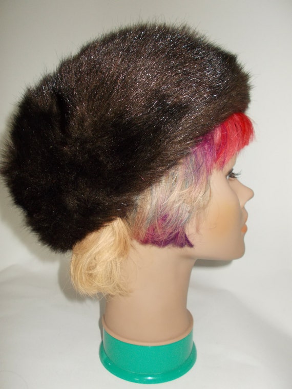 Vintage Hat 60s Brown Faux Fur pill box Hat - image 3