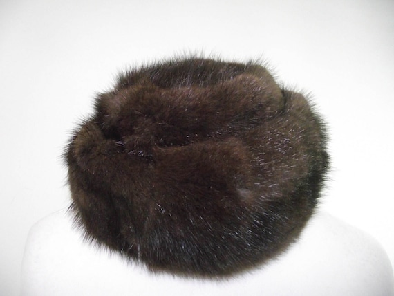 Vintage fur Hat 60s Brown genuine Fur pill box Hat