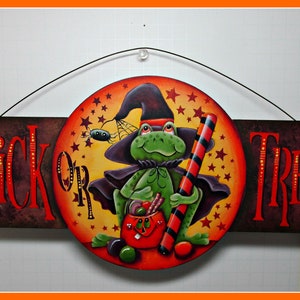 Trick or Treat Frog Sign