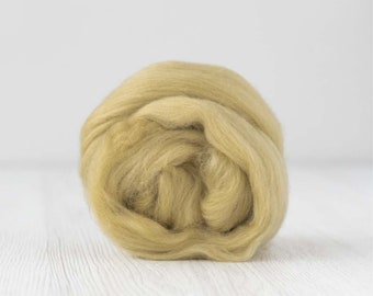 Top de lana merino, extrafino, 19 micras, color salvia.