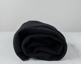 Prefelt, Merino wool, Extra fine, 19 microns, Dark, 150 cm x 50 cm (59 x 19.5 inches)