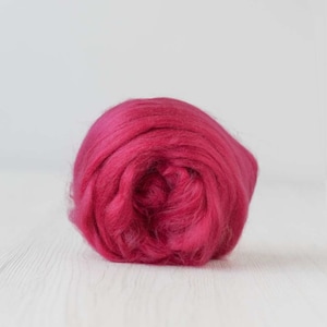 Viscose tops, 50 grams (1.75 oz), Raspberry