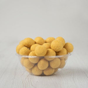 Felt Balls for garlands and crafts,  100% wool, 2 cm, 10 balls, Honey
