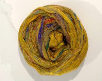 Fibra de seda reciclada de sari para feltragem e fiação, Carousel