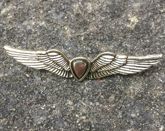 The Last of Us Wings Pin - Metal Pin Badge Brooch Ellie Joel Backpack TLOU Gaming Gift Idea