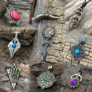 Jewellery of The Elder Scrolls - Amulets of the Nine Divines Jewelry Necklace Chain Skyrim Gods Worship Shrine Oblivion Cosplay Gaming Gift