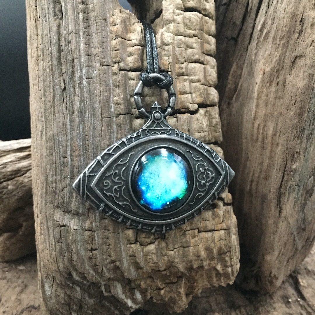 Cosmic Eye Watcher Necklace Pendant Bloodborne Inspired Jewellery