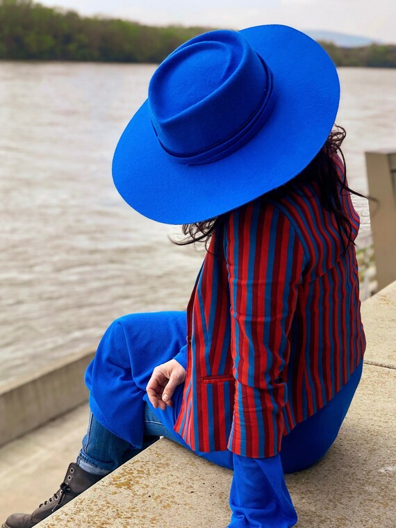 Royal Blue Woman Custom Hat, Luxury, Elegant, Hand Shaped  display picture 2