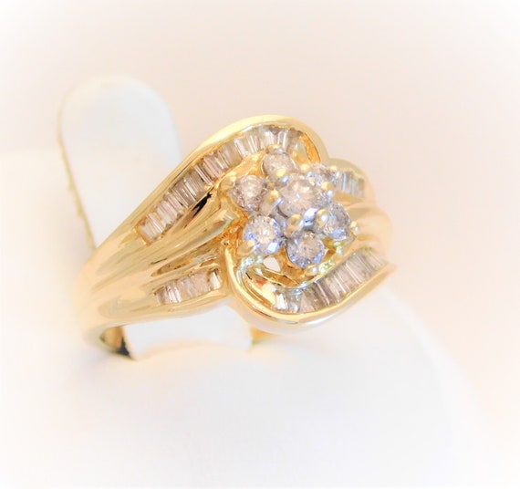 Vintage 14k Gold 1.43ct Diamond Cluster Ring - image 2