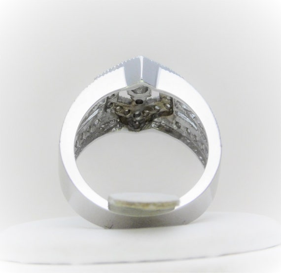Retro White Gold Diamond Cluster Ring - image 6