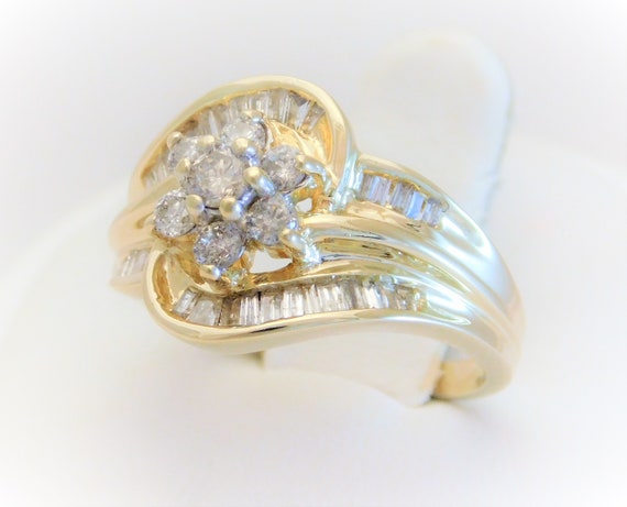 Vintage 14k Gold 1.43ct Diamond Cluster Ring - image 3