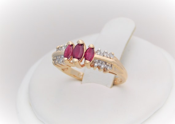 Vintage 14k Gold Ruby and Diamond Multi Stone Ring - image 2