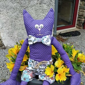 Cuddly cat sewing pattern Lucien and Lucette 62 cm long legs, PDF booklet 38 pages step by step photos, French English German