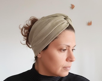 Soft Twist Headband / Wide Breathable Yoga Headwrap / Daily Wear and Calm Moments