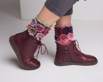 Crochet Socks Pattern: “Lovers of Flowers” Women’s Moss Stitch Socks (PDF)