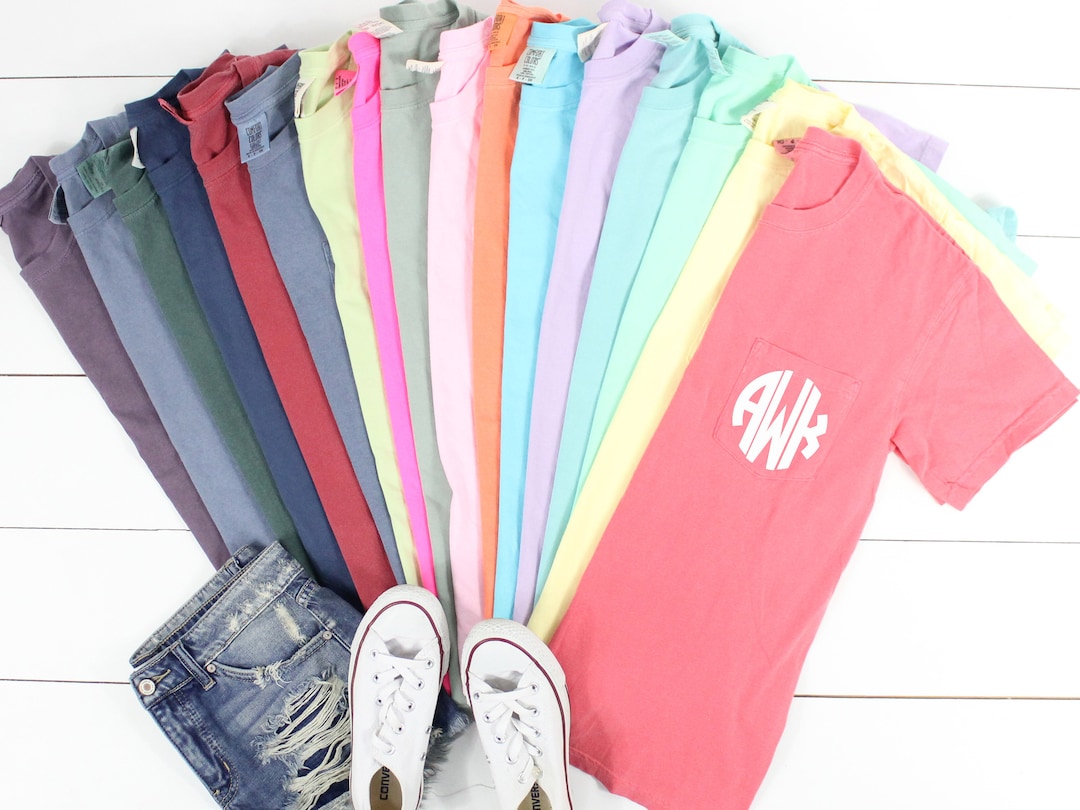 Making Moves Pocket Short Sleeve Tee - 4 Colors